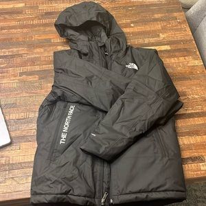 North face boys insulated ski jacket, boys XL, black with white embellishments
